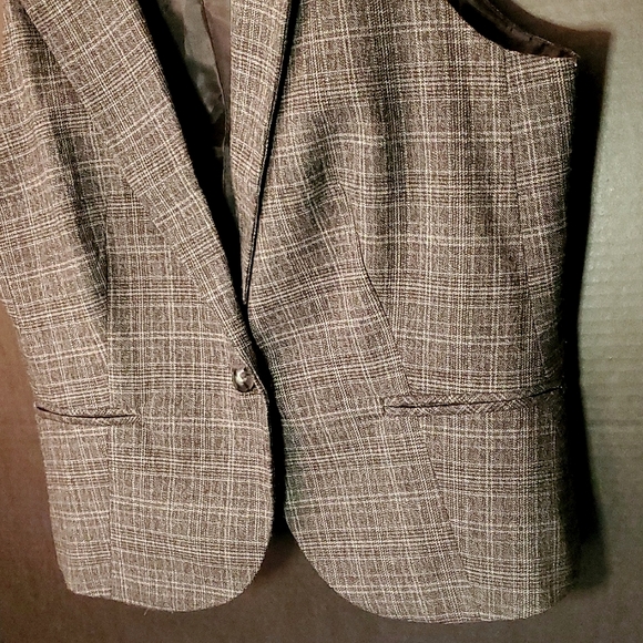Van Heusen Studio Stretch Brown Plaid Ladies Vest - Medium - Picture 4 of 14